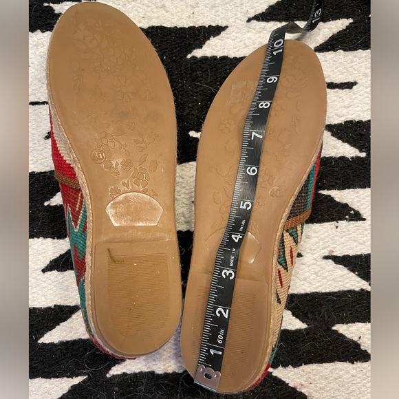 Women’s Artemis Kilim Loafers (Size 9) - Picture 4 of 8